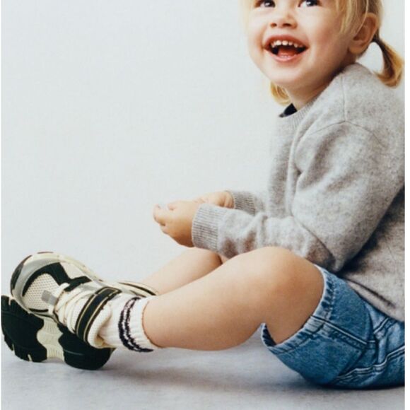 ZARA KIDS MESH SNEAKERS NWOT - Picture 6 of 6